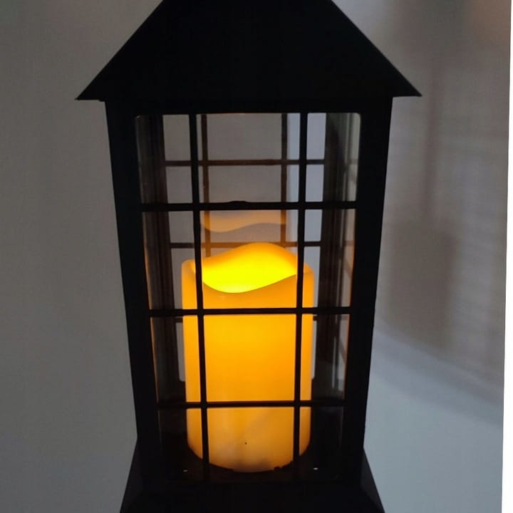 LAMPION-SOLARNY-z-swieca-LED-barwa-ciepla-lampa-latarnia-znicz-LED-Zasilanie-solarne.jpg